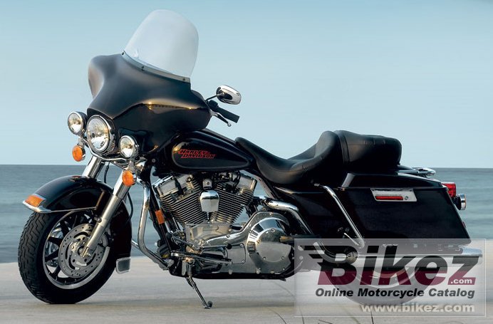 Big Harley-Davidson flhti electra glide standard picture and wallpaper from Bikez.com